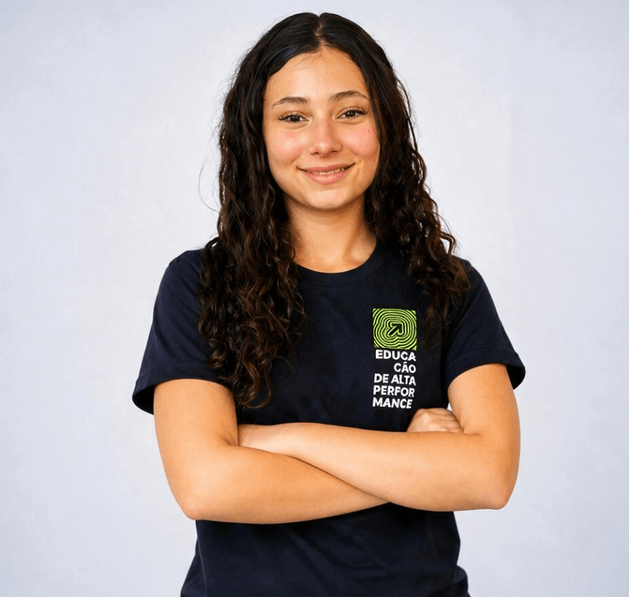 estudante escrevendo